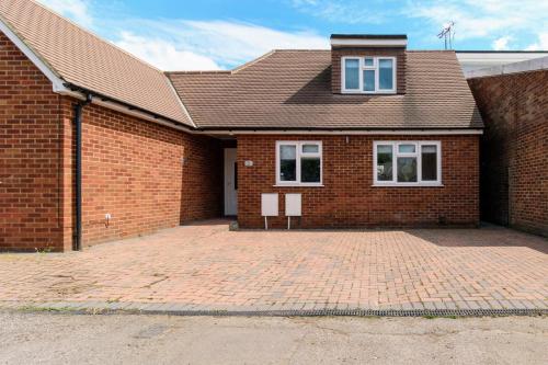 Oakside Lodge Uxbridge – Photos 4