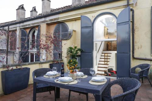 Your Prestigious Penthouse at the Spanish Steps