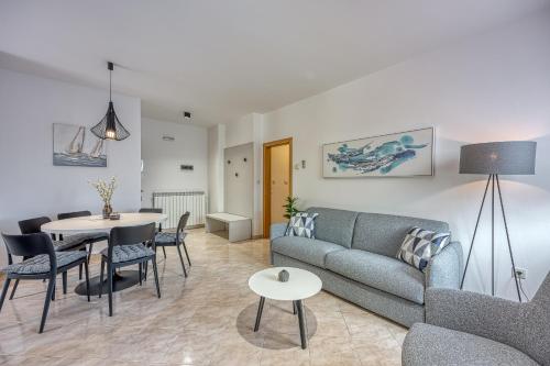 Apartments Lori