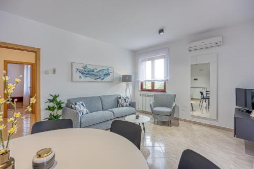 Apartments Lori