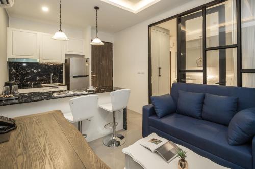Una cocina o cocineta en Palmyrah Surin Beach Residence