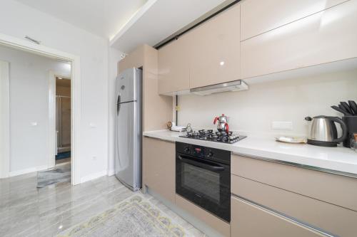 Convenient Flat w Balcony Near Konyaalti Beach