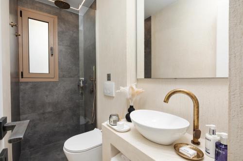 Ένα μπάνιο στο Sun n Salt Private Villas