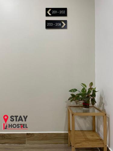 STAY hostel 2 - 350m from the ferryに飾ってある許可証、賞状、看板またはその他の書類