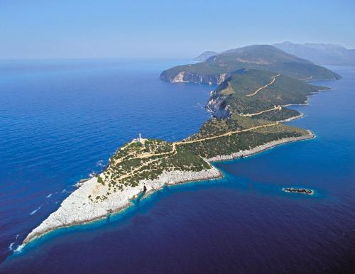 Lefkada white house