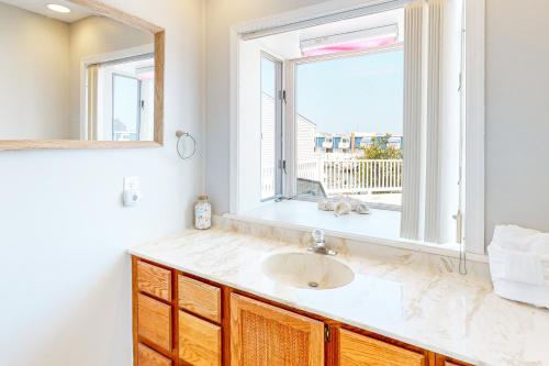 Φωτογραφία από το άλμπουμ του Bayshore 603A στο Όσεαν Σίτι