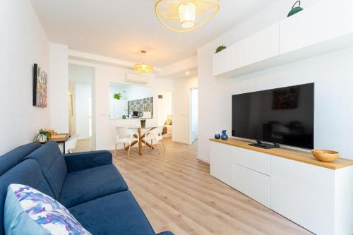 Twins NEST Malaga