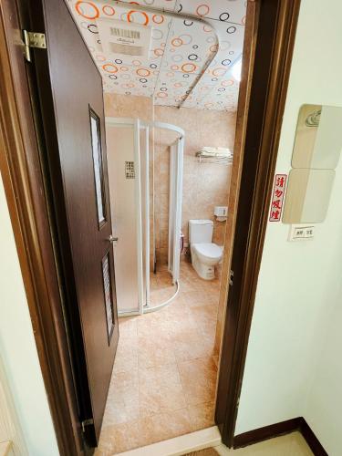 Zucuo Homestayにあるバスルーム