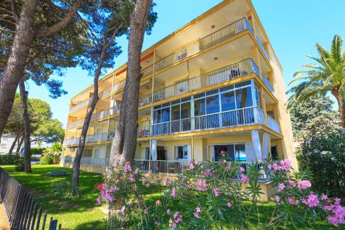 LITORAL COSTA DORADA - MIRAMAR Only families