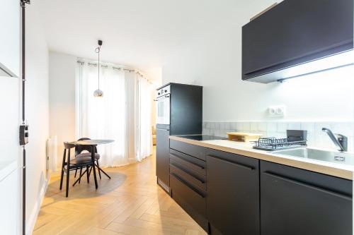 Luxury Living in Louvre