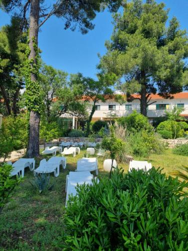 Fotografie z fotogalerie ubytování Kleine Hexe B&B Pension v destinaci Pirovac