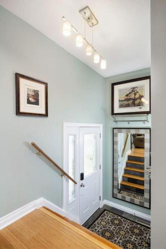 Gallery image of Carrera Cove - Amazing 3BR - Sleeps Up to 7 in Mississauga
