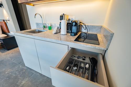 Dapur atau dapur kecil di BD SUITES