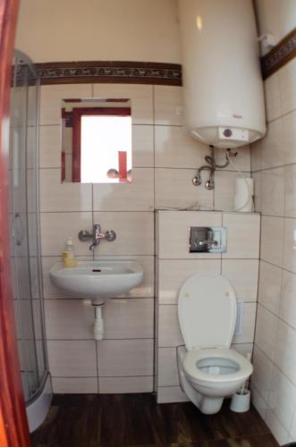 Bilik mandi di Galeria PRL