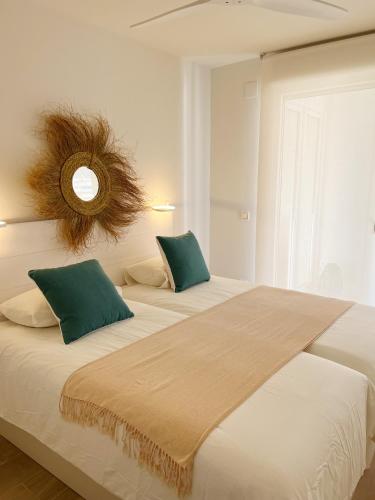 Modern new apartment, Perfect for golf and digital nomads , sea view and parking photo 2