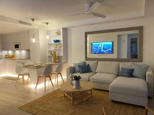 Modern new apartment, Perfect for golf and digital nomads , sea view and parking photo 1