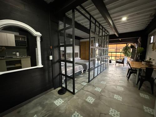 Kuchyň nebo kuchyňský kout v ubytování Apartamento loft medellin by Casa Lucca