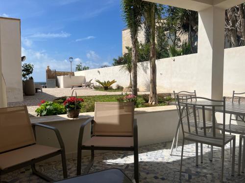 Μπαλκόνι ή βεράντα στο Appartamento MARE in Villa Giulia sul Mare