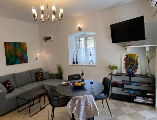 Mediterano apartment - city center