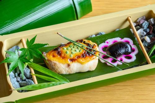 Makanan di atau berdekatan ryokan