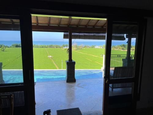 Gallery image of Ocean views, peaceful living in Airsatang