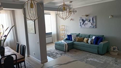 Photo de la galerie de l'établissement Bird's Nest - Apartment in Downtown Karakol, à Karakol