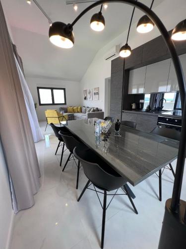 Beachfront house Olbia with private parking