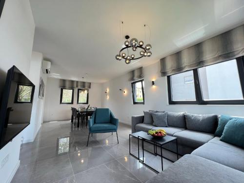 Beachfront house Olbia with private parking
