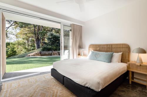 Ένα ή περισσότερα κρεβάτια σε δωμάτιο στο Las Palmas - luxury hinterland estate with pool