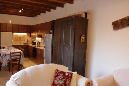 Fotografie z fotogalerie ubytování Cozy Village House v destinaci Ora