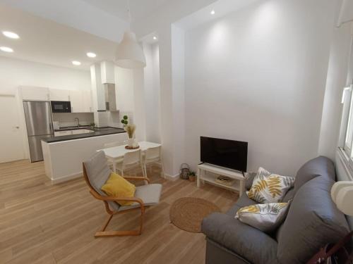 Mármoles Centro Malaga by H&H