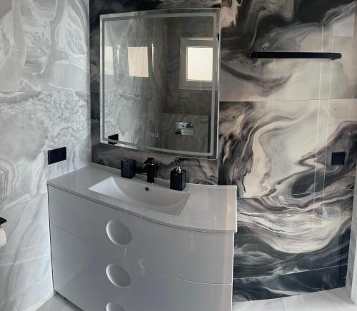 Φωτογραφία από το άλμπουμ του Luxury Private New 2023 Villa Mirelle στην Τορεβιέχα