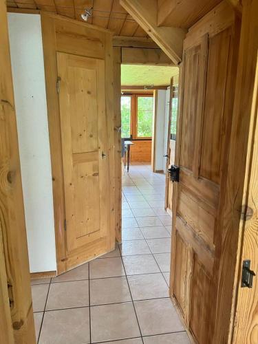 Φωτογραφία από το άλμπουμ του Edelweiss 4 Zi Ferienwohnung in Landhaus σε Frutigen