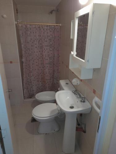 Un baño de Departamentos Niñas
