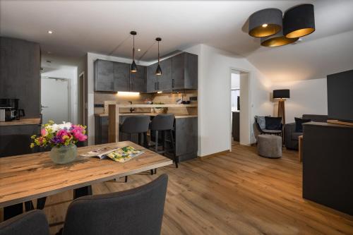 Cucina o angolo cottura di Hubertus Appartements Inzell