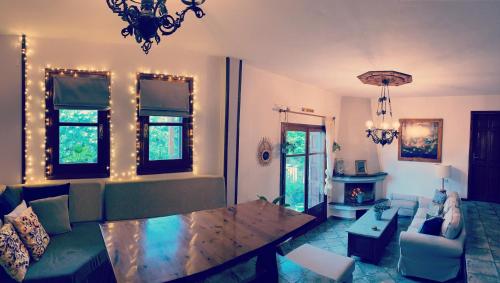 Gallery image of Artemisia House in Tsagarada