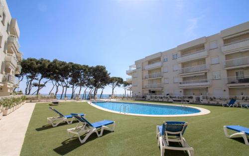 CALA GONZALEZ Primera linea Playa Cargador ALBERT VILLAS