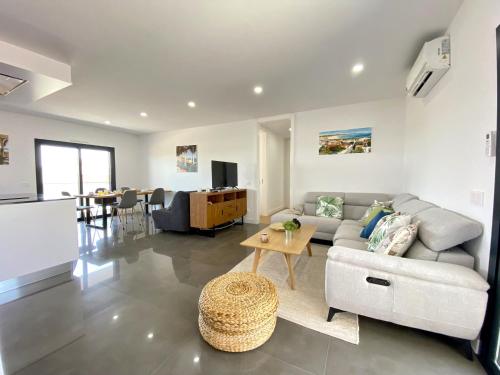Tavira Grand Balcony With Pool by Homing