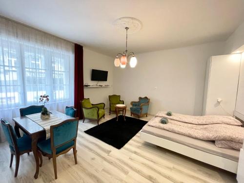 En eller flere senge i et værelse på Mehdi residence 1