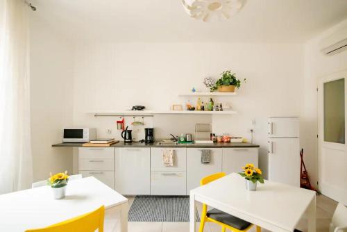 Guesthouse Tree Rooms Modern – Photos 4