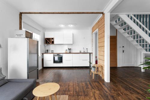 Kuchyň nebo kuchyňský kout v ubytování Cozy Corner Apartment