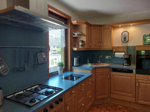 Dapur atau dapur kecil di Apartment Erna by Interhome