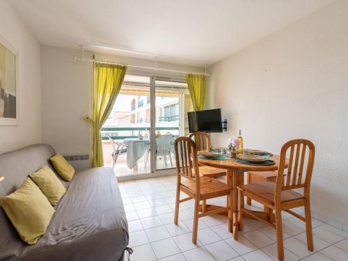 Apartment Les Terrasses du Lac-9 by Interhome