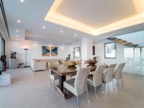 Holiday Home Luz by Interhome