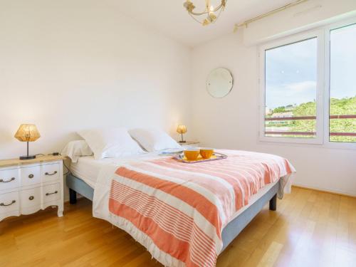 Photo de la galerie de l'établissement Apartment Les Jardins Victoria-2 by Interhome, à Biarritz