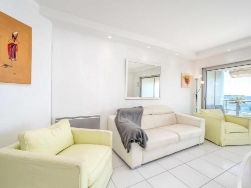 Apartment Cannes Bay-3 by Interhome