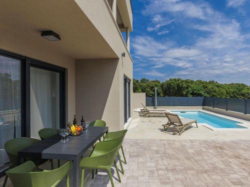 Holiday Home Villa Karlo by Interhome