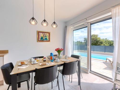 Holiday Home Villa Karlo by Interhome