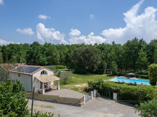 Bazén v ubytování Holiday Home Il Fienile by Interhome nebo v jeho okolí