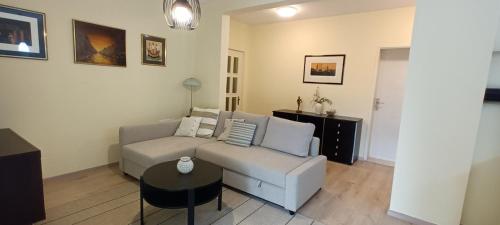 Fotografie z fotogalerie ubytování Apartment in Ražanj with Terrace, WIFI, Washing machine, Dishwasher (3743-3) v destinaci Ražanj